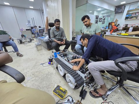 Debugging the ROV embedded system in the lab
