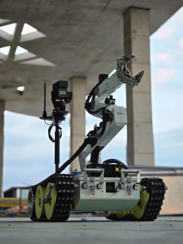 ROV Control System — Explosive Ordnance Disposal (EOD)